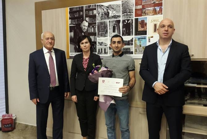 Scholarship after Jurgis Baltrushaitis Jr. to the best student Scholarship after Jurgis Baltrushaitis Jr. to the best student